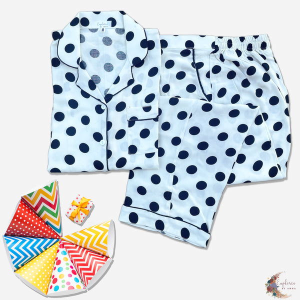 White Black Polka